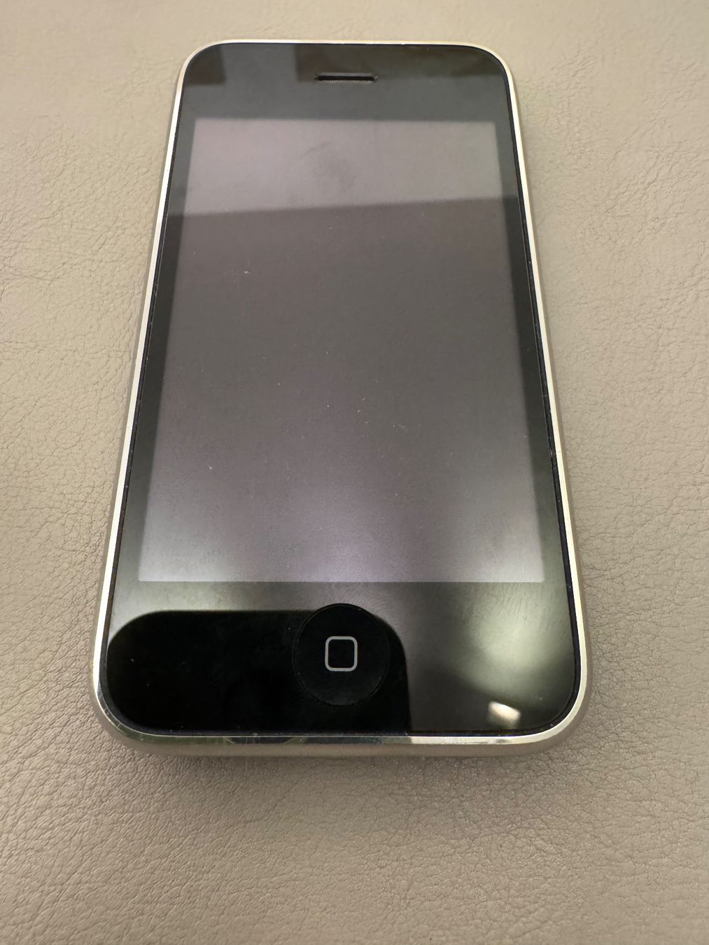 Apple Portables: iPhone 3GS – Défectueux à Adliswil par Busys