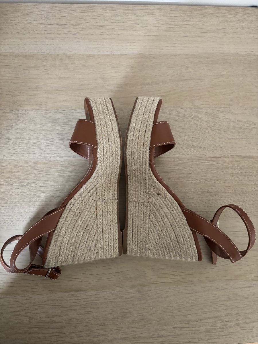 Zara Damenschuhe: Chaussures morgan et Zara compensées  – Gebraucht aus Troistorrents von gag_k7q6 2