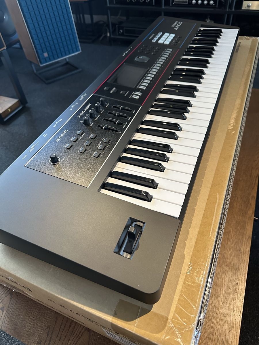 Roland Strumenti musicali: Roland Juno D – Usato da Vevey venduto da Dborg 2