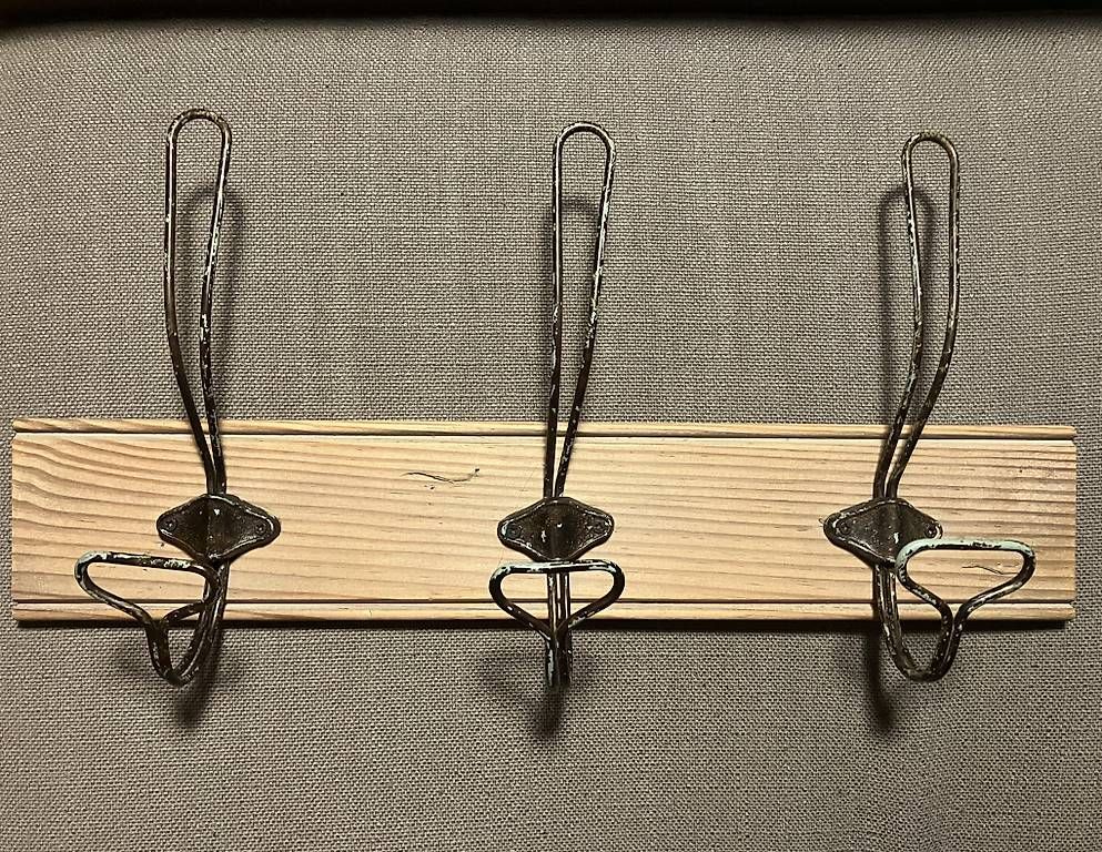 Garderobe: 3er Garderobe – Gebraucht aus Zürich von eis_yx9q