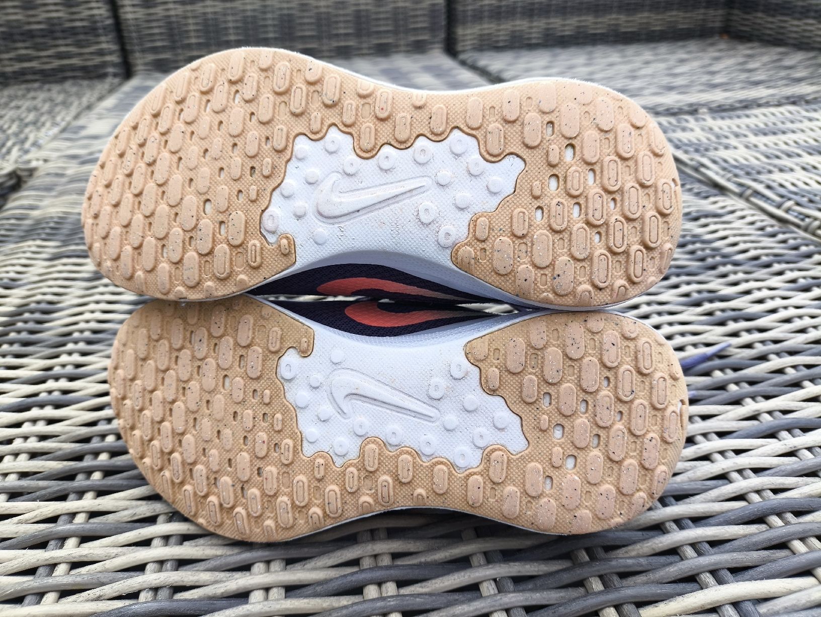 Nike Scarpe da donna: NIKE Turnschuhe, Grösse 36 – Usato da Tecknau venduto da pia_b86r 3