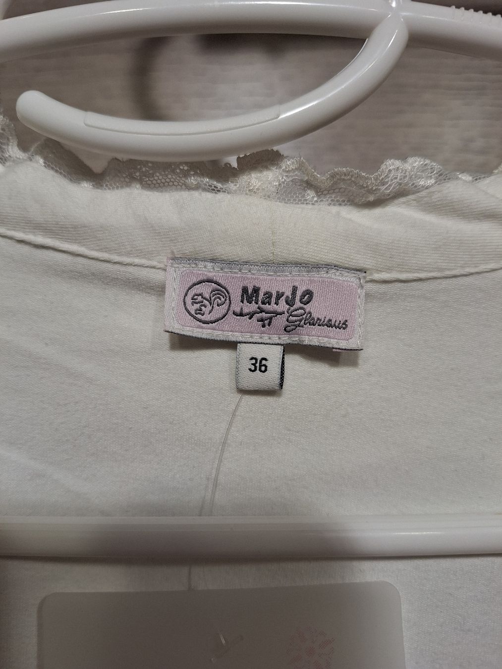 Chemisiers: Dirndlbluse MarJo mit Spitze Grösse 36  – Neuf (Voir description) à Bennau par van_xnq2 3