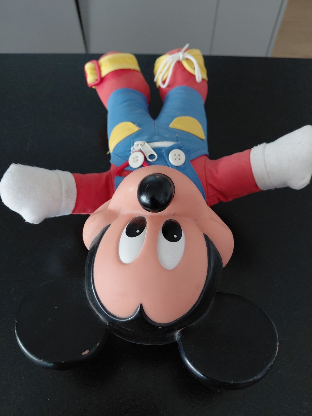 Disney Statuette: Mickey Maus Stofftier mit Plastikkopf – Usato da Heimberg venduto da 19BERN31 2