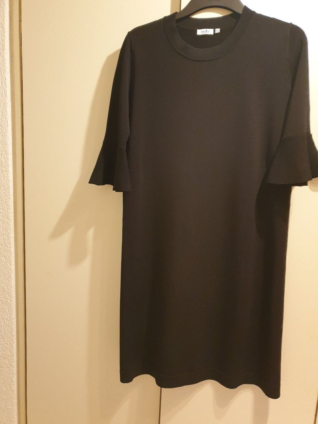 Kleider: Robe, S, noire neuve, NULU, 78% viscose – Neu und originalverpackt aus Neuchâtel von Verenas12 1