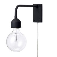 Wandlampe schwarz mit Industriecharakter von Bloomingville