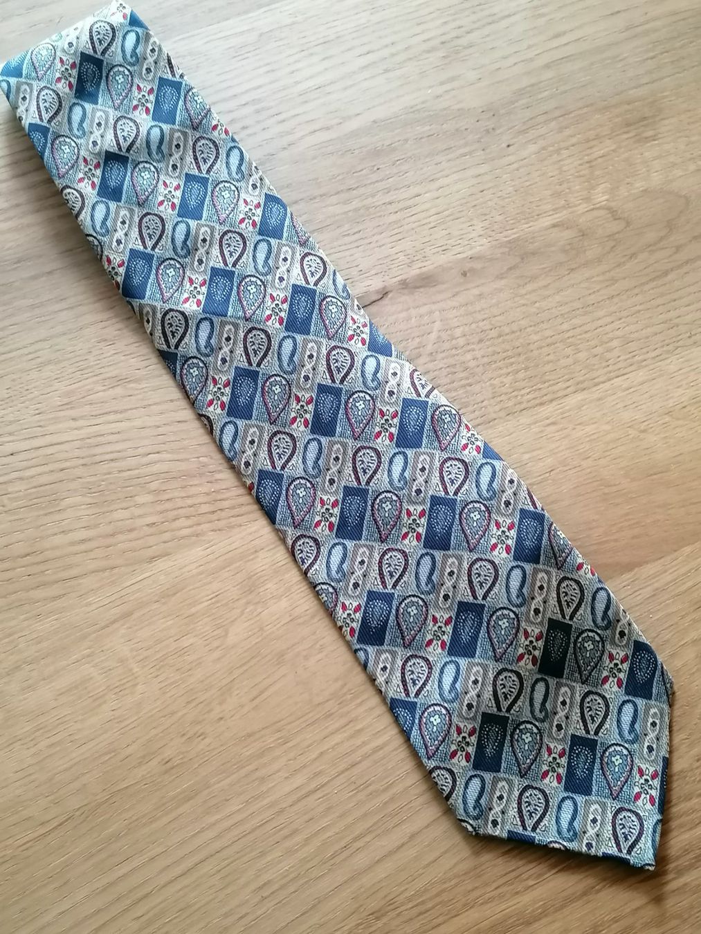 Cravatte: Pelo Krawatte 100% Seide - Nr.130 – Usato da Basel venduto da vintagecollector 1