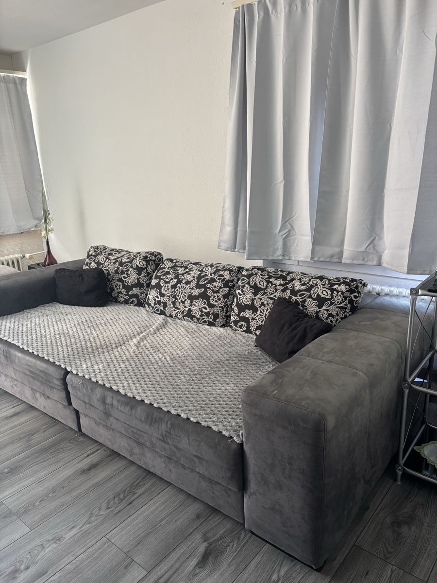 Sofas: Ecksofa dunkelgrau gute Grösse funktional – Gebraucht aus Menziken von jul.kl 2