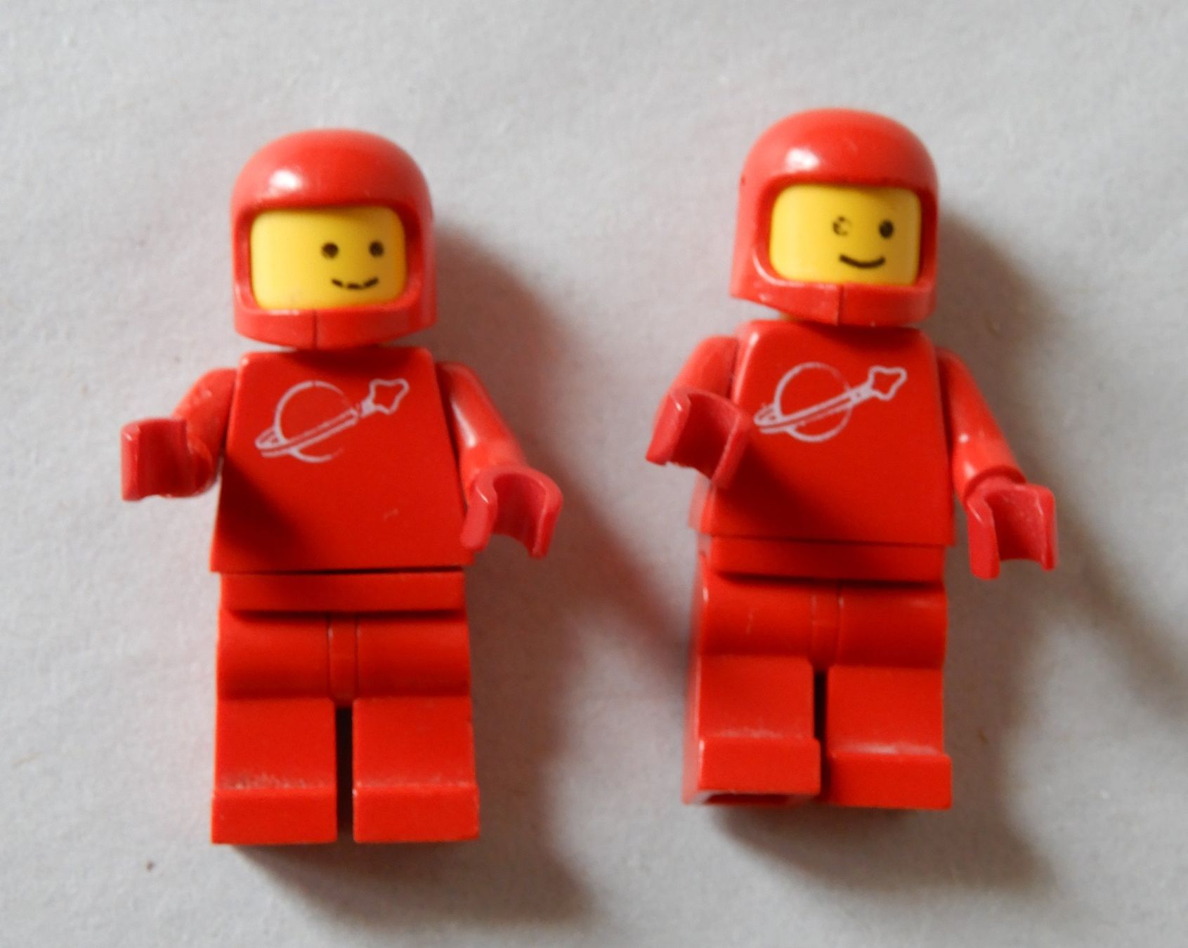 Lego Kit di costruzioni: Lego Minifiguren Space classic rot sp005 – Usato da Senèdes venduto da Framboise52