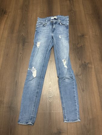 Jeans Damen blau Grösse 34 Ripped Used Look