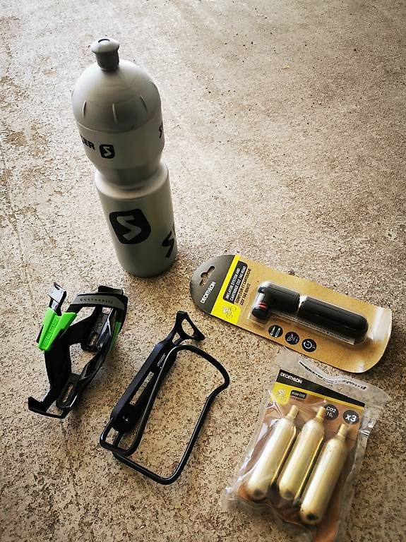 Düngerstreuer: Ensemble d'accessoires vélo – Gebraucht aus St-Maurice von xuix