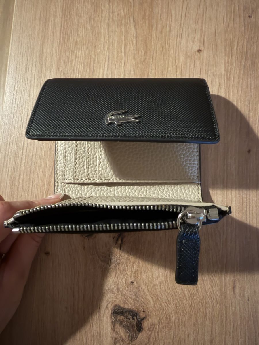 Lacoste Portafogli: Portefeuille Lacoste  – Usato da Hauterive NE venduto da ann_v7d6 1