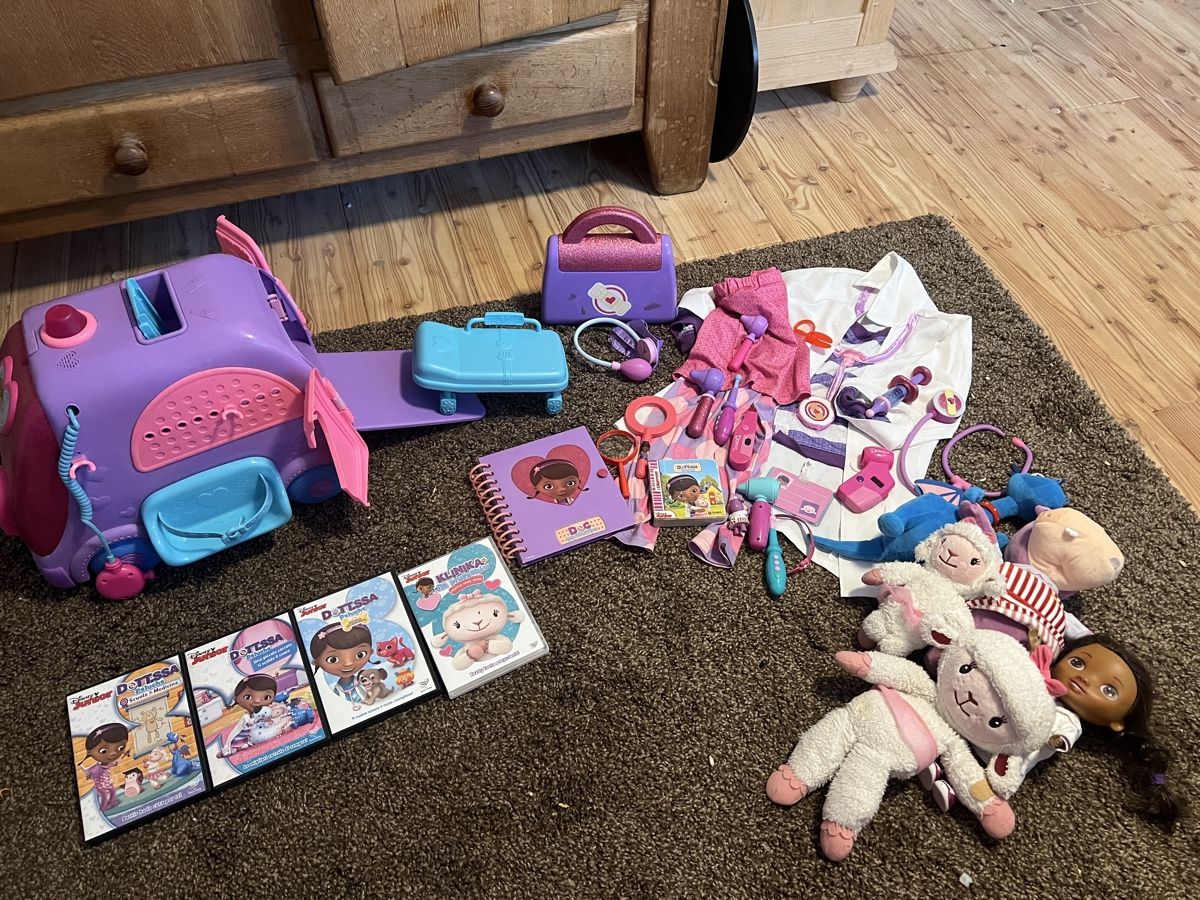 Giocattoli: doc mcstuffins Super set – Usato da S.Bernardino venduto da BarettaA