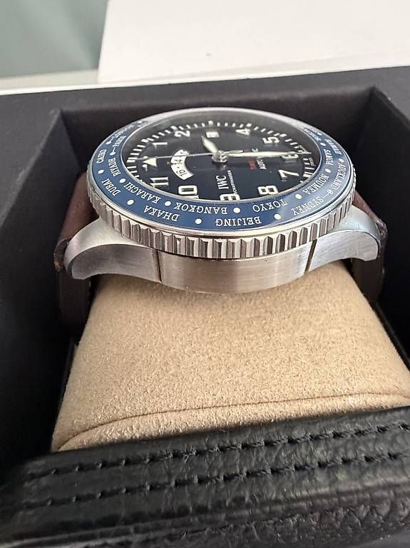 IWC Orologi: IWC Pilot Timezoner – Usato da Zürich venduto da timeio-swapwatch 5