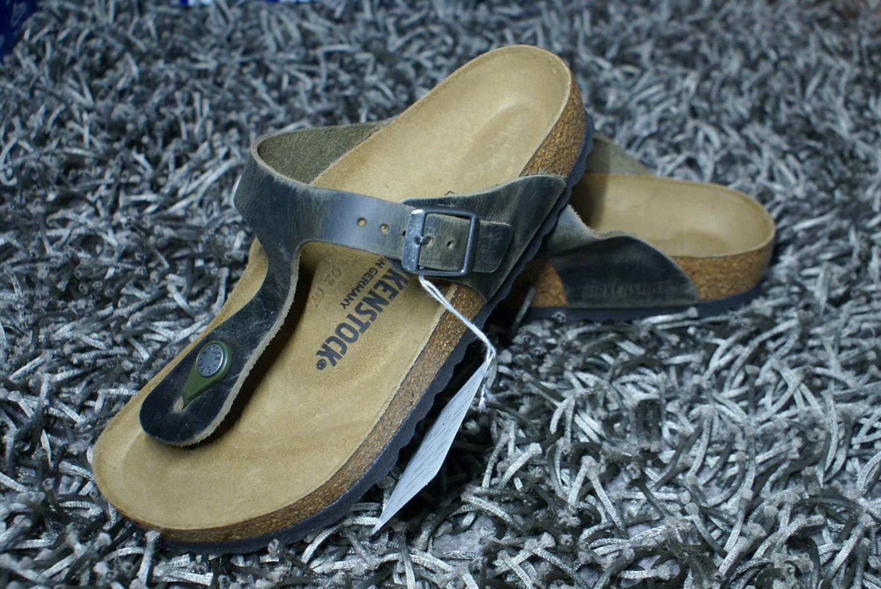 Birkenstock Damenschuhe: Birkenstock, Gizeh, Gr. 37, Leder, NEU – Neu und originalverpackt aus Wattwil von glueck 1