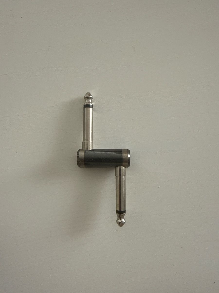 Strumenti musicali: Mooer Right Angle 1/4 Inch Guitar Effects Pedal Coupler – Usato da Biel/Bienne venduto da rom_9tzb 1