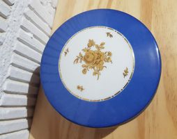 Porzellan Dose Rosen "Nymphenburg"