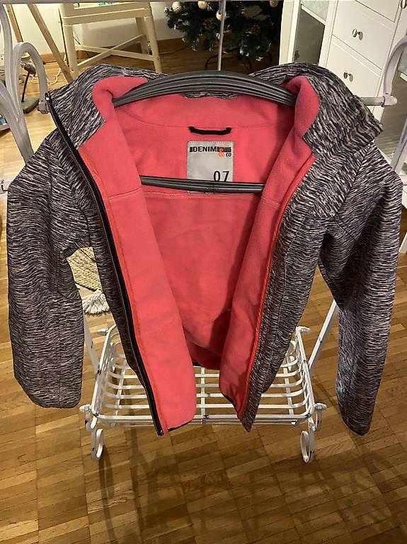 Giacche & Cappotti: Übergangs/Outdoorjacke mit Kapuze Gr.152 – Usato da Buchs SG venduto da sil_fy8q 2