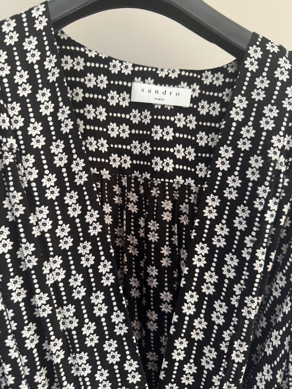 Sandro Vestiti: Robe Sandro T34 – Usato da Conches venduto da chn_hgl6 3
