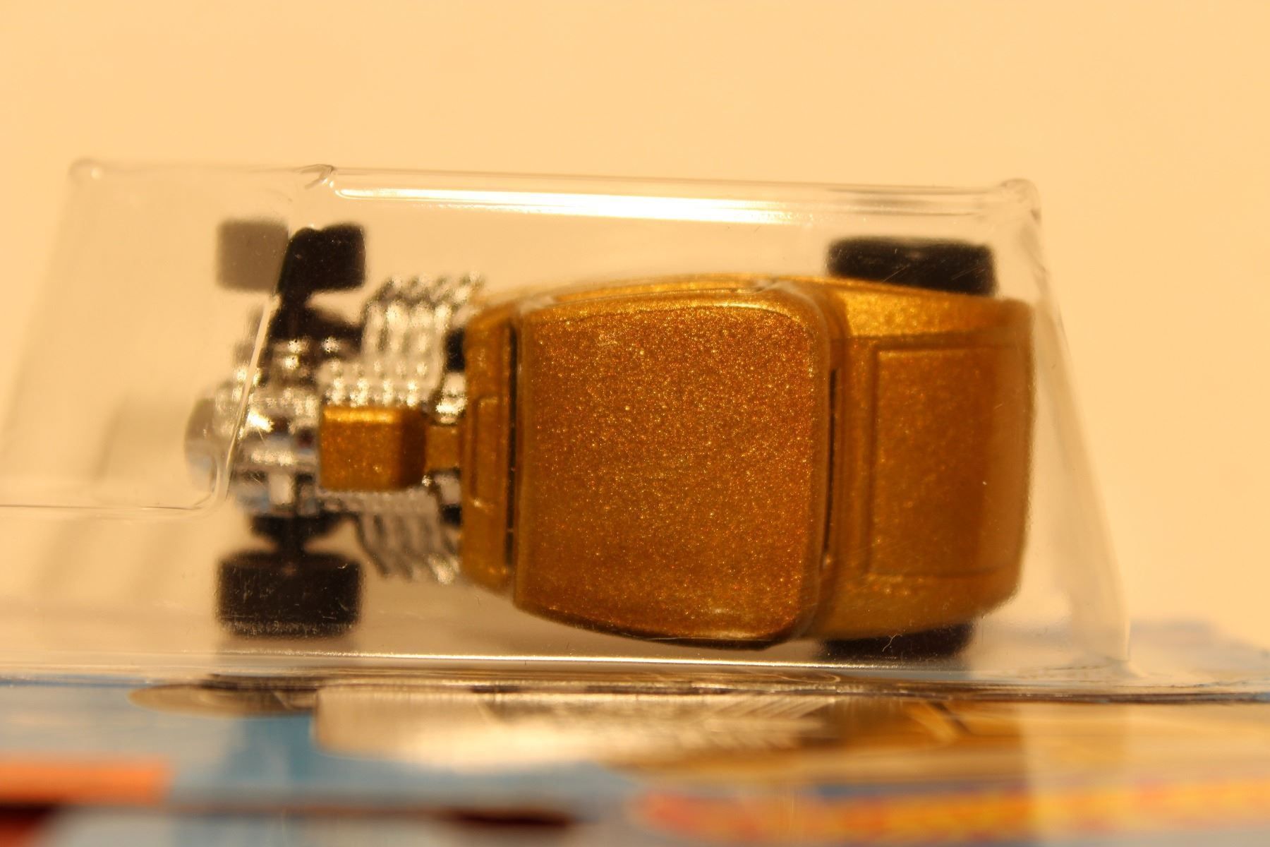 Ford Modellini d'auto: Spielzeugauto 1932er Ford, gold – Nuovo e nell'imballaggio originale da Fehraltorf venduto da haefens 4