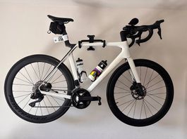 2026 Trek Madone SL 6 Gen 8  L  105 Di2