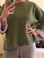 Grüner Pullover ZARA