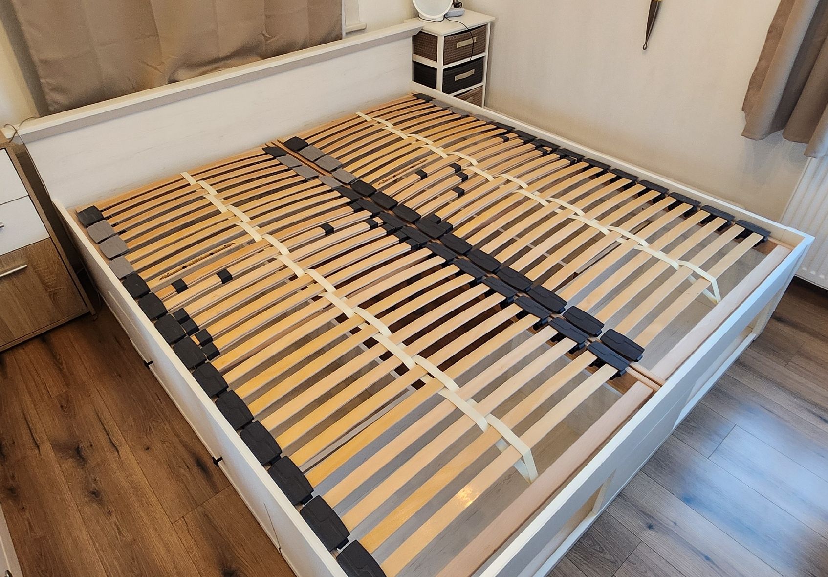 Letti: Bettrahmen / Bettgestell (180x200cm) – Usato da Spiez venduto da _Roxy