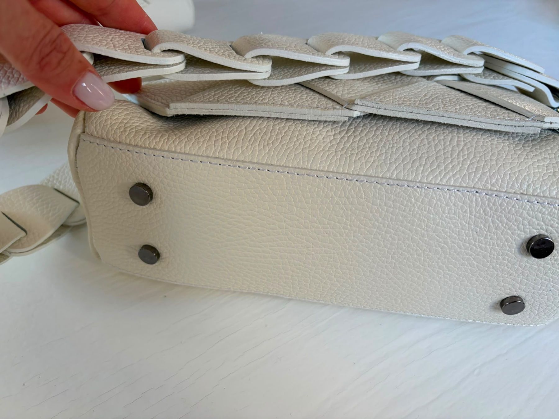 Taschen für Damen: Borsa intrecciata in morbida pelle – Gebraucht aus Rancate von FiorAngela011 2