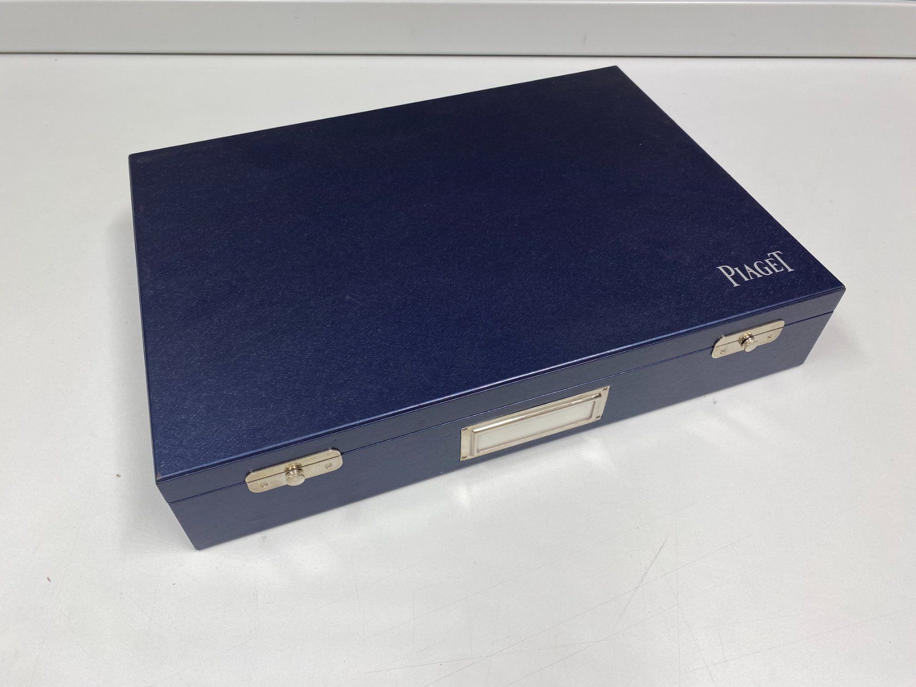 Piaget Uhrenboxen: PIAGET Uhren-Box /i515 – Gebraucht aus Bern von JMsoehne1987
