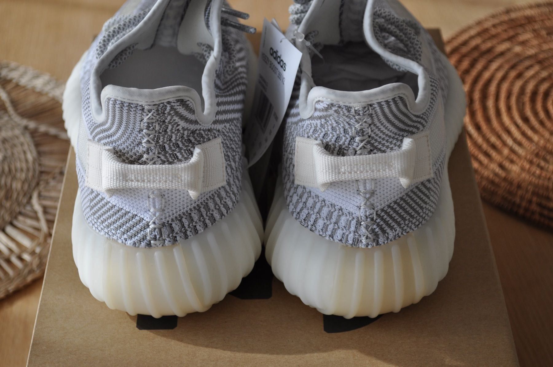 Adidas Herrenschuhe: Adidas Yeezy Static Neu US 9,5 Quittung – Neu und originalverpackt aus Biel/Bienne von Switzerland92 2