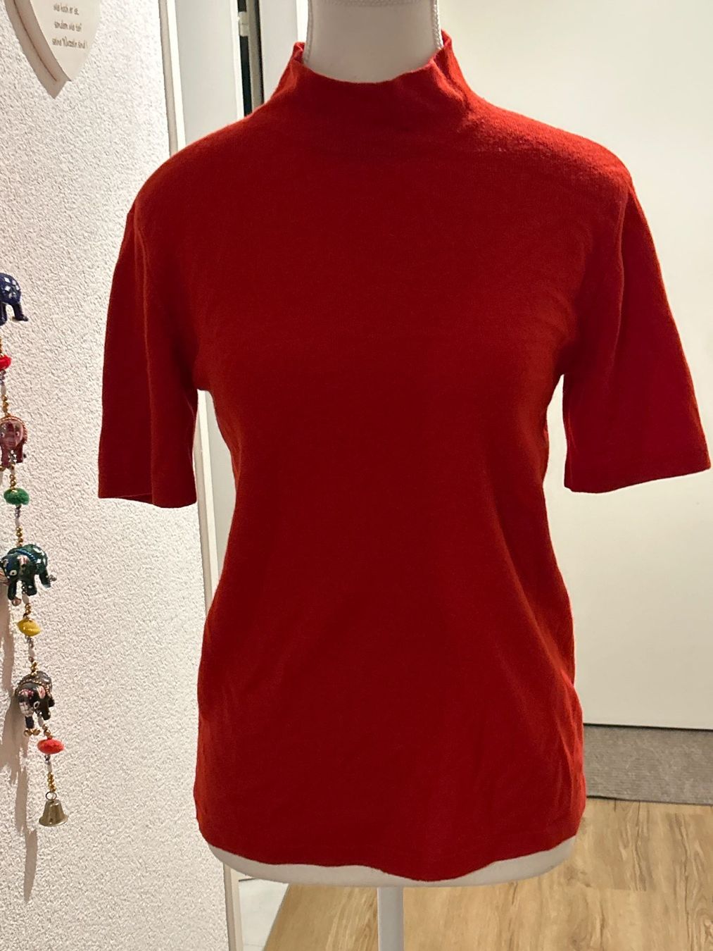 Pulls & Sweat-shirts: Kurzarm Pullover rot Schurwolle/Kaschmir/Seide Gr. 34 – D'occasion à Brunnen par Nala2929 3