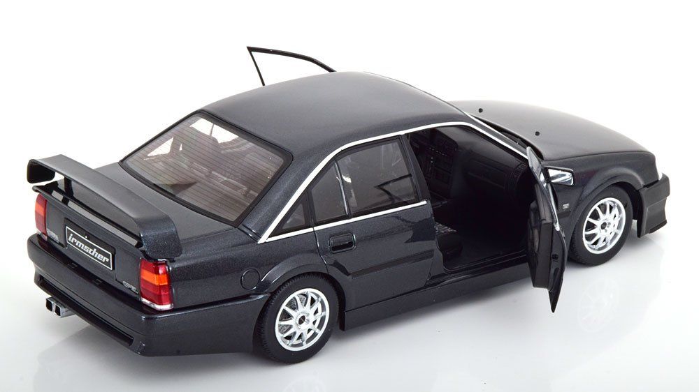 Opel Modellini d'auto: Opel Omega Evolution 500 1991-1992 dunkelgrau met.      1:18 – Nuovo e nell'imballaggio originale da Gerlafingen venduto da espero88 3