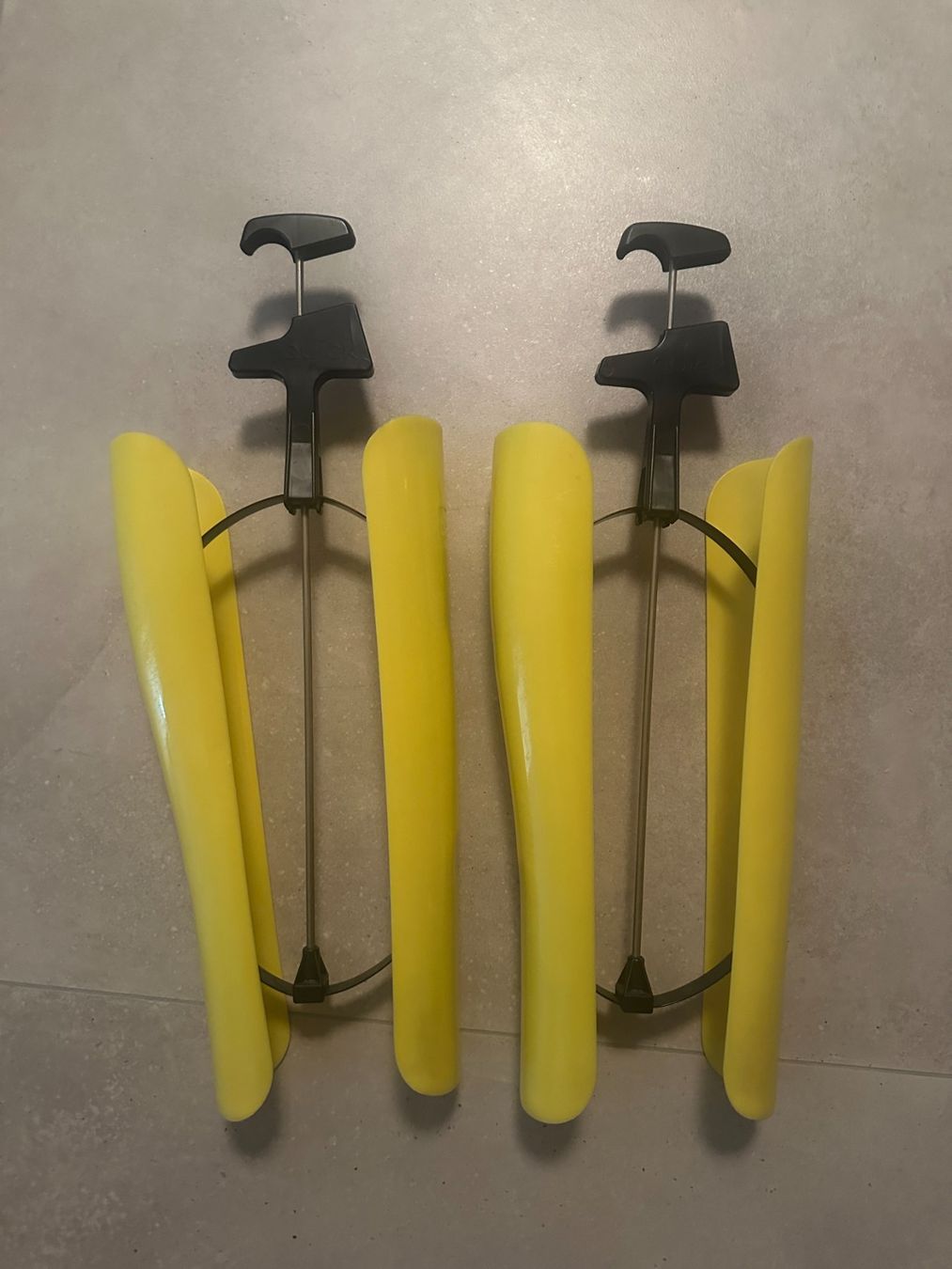Tous les outils: Stiefelspanner – D'occasion à Urdorf par Erika666 1