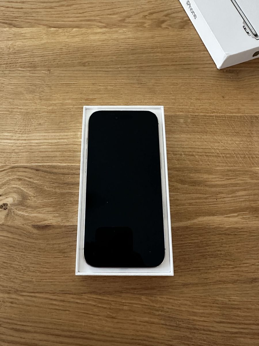 Apple Portables: iPhone 17 Air  – D'occasion à Winterthur par Carbone76 1