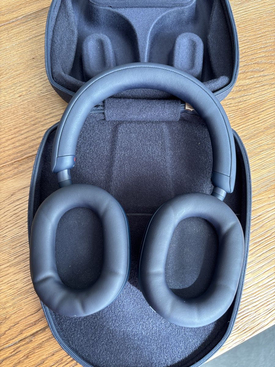 Sony Cuffie: Sony WH1000 XM5 – Usato da La Tour-de-Trême venduto da ValGruyere 7