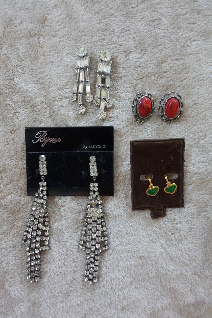 Altri gioielli: 1 schönes 27 teiliges Modeschmuck Set – Usato da rorschach venduto da Babsi64 1