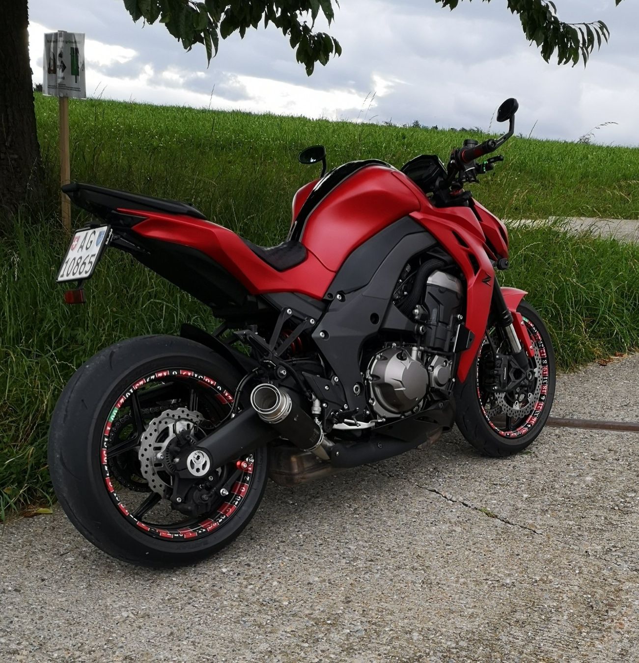 Kawasaki Route: Kawasaki Z1000 – D'occasion à Attelwil par Roelli2000 3