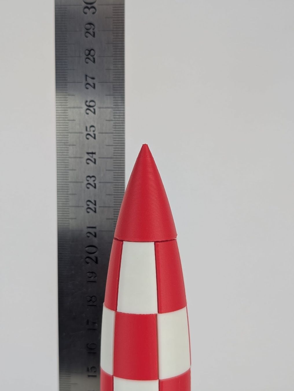 Kit di modellismo & Modellini statici: Tim und Struppi TinTin Rakete 25cm Rot – Usato da Unterengstringen venduto da eri_g2kj 1