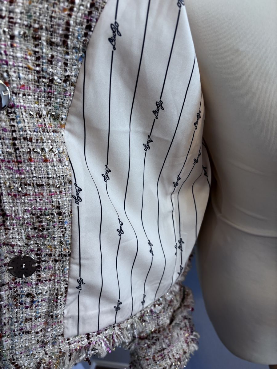 Liu Jo Jacken: Stilvoller Blazer mit Strass – Neu (gemäss Beschreibung) aus Zürich von mary_5ln5 4