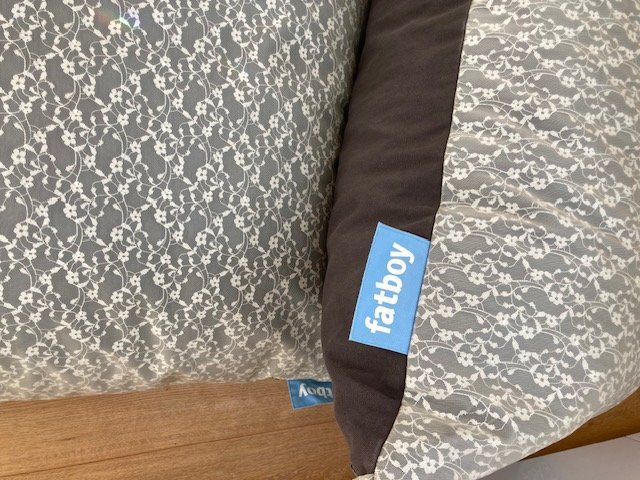 Fatboy Kissen: 2 Fatboy 100x100cm – Gebraucht aus Porrentruy von Chiltane1 1