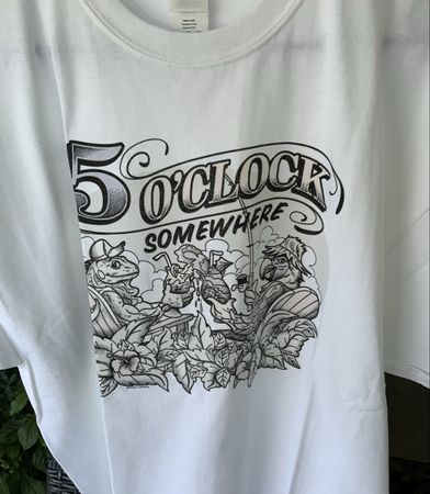 Weisses T-Shirt "It's 5 O'Clock Somewhere"  Gr. 2XL