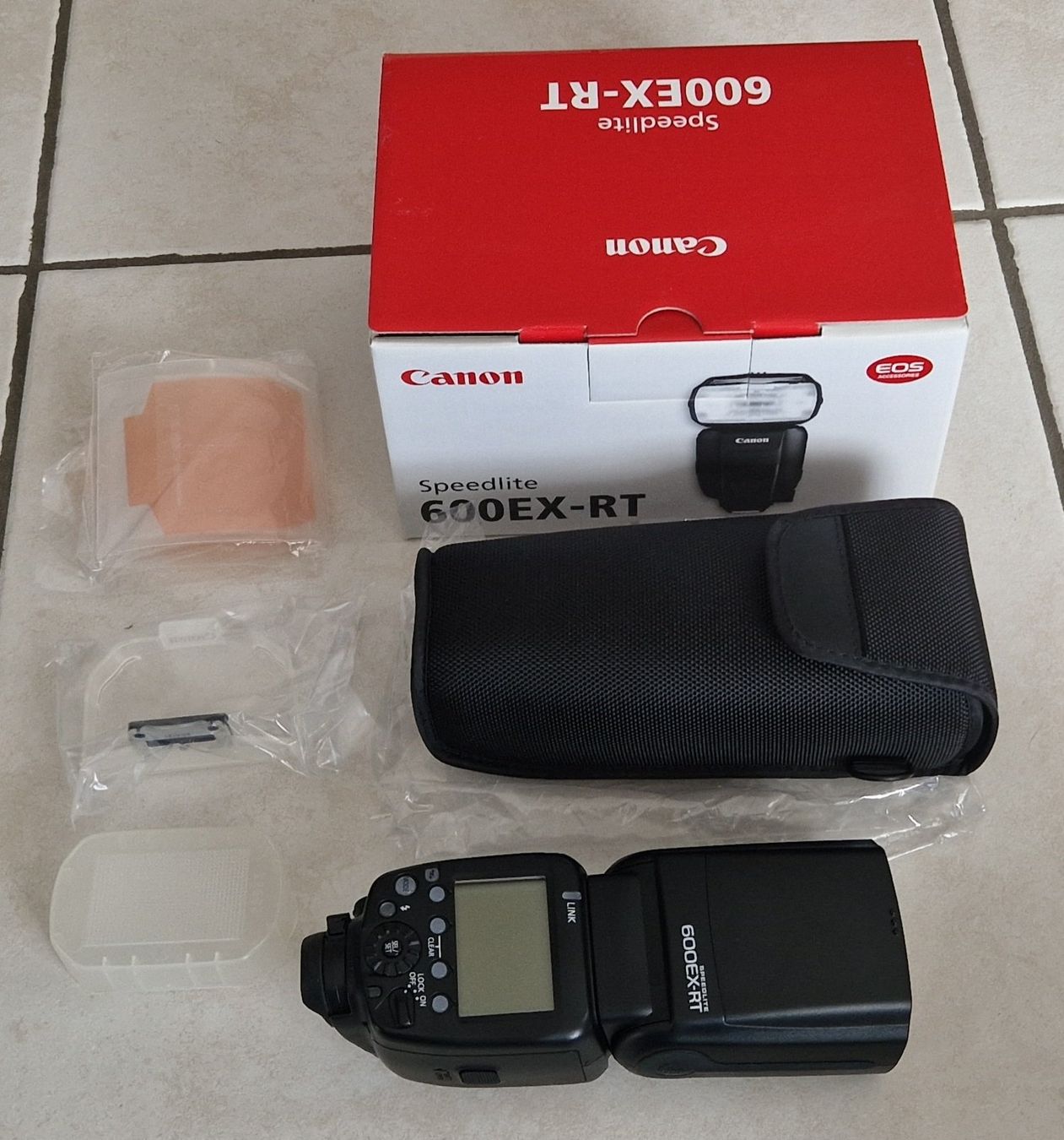 Flash: ***** Flash Canon Speedlite 600EX-RT - Neuf – Nuovo e nell'imballaggio originale da Villaz-St-Pierre venduto da Ubid