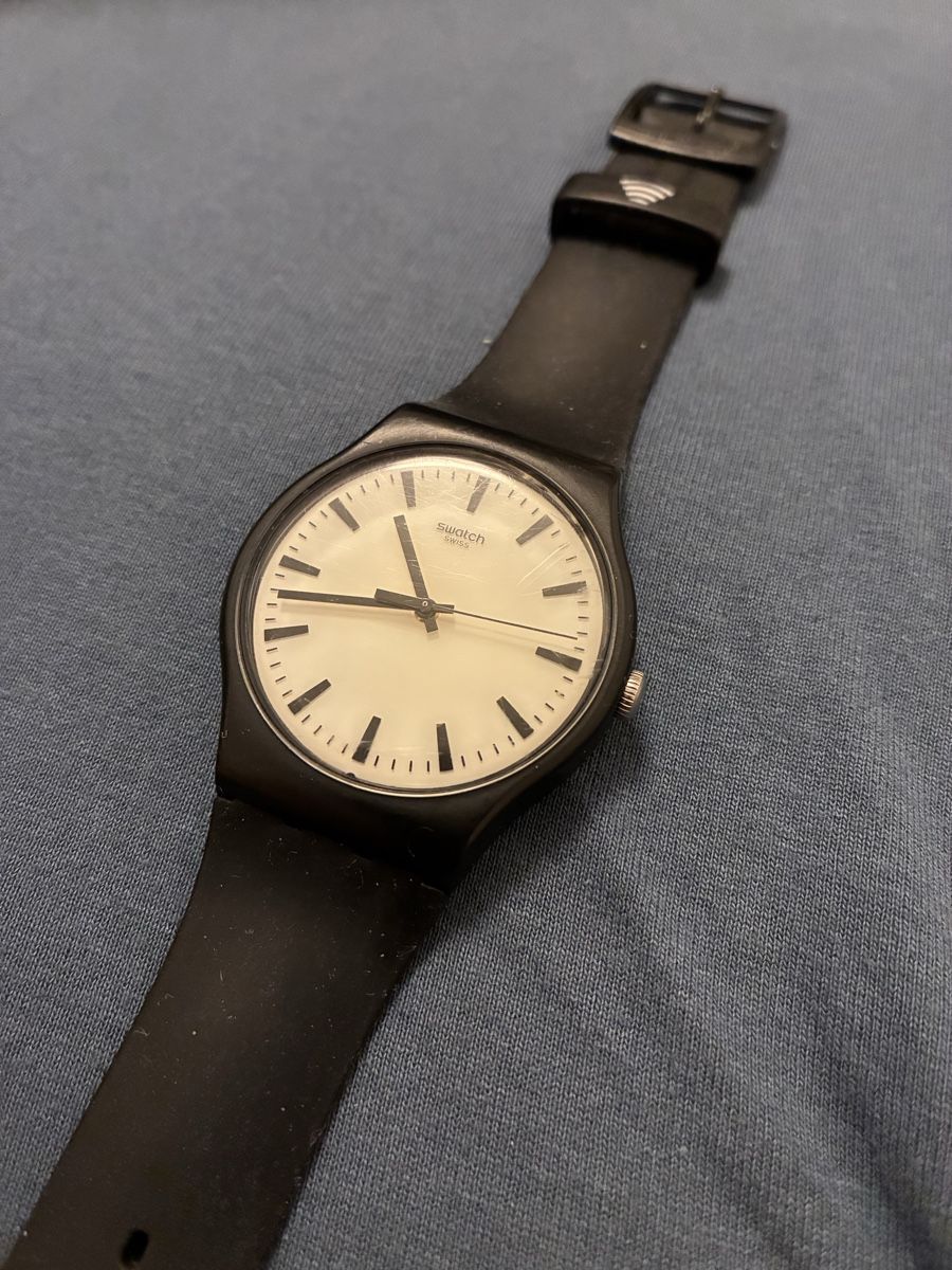 Swatch Montres: Swatch BLACKBACK PAY! – D'occasion à Zürich par dom_5qr2