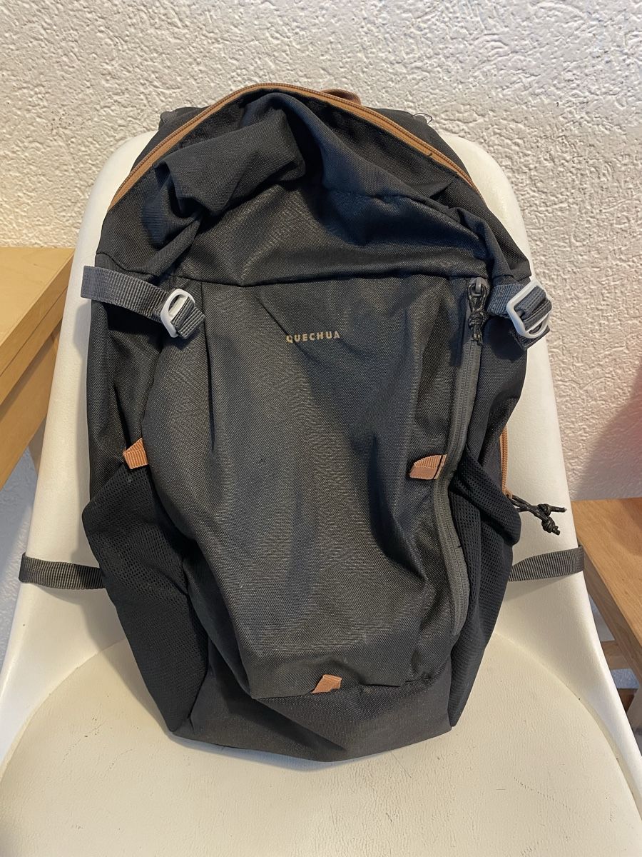 Zaini: Sac à dos de randonnée Quechua – Usato da Seiry venduto da Loli28