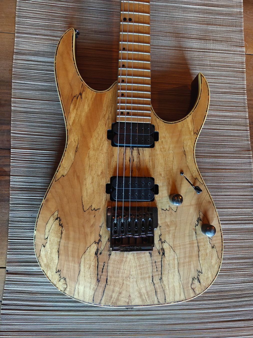 Ibanez Strumenti musicali: Ibanez RG721MSM NTF Premium Natural Flat – Usato da Elgg venduto da Totendio 1