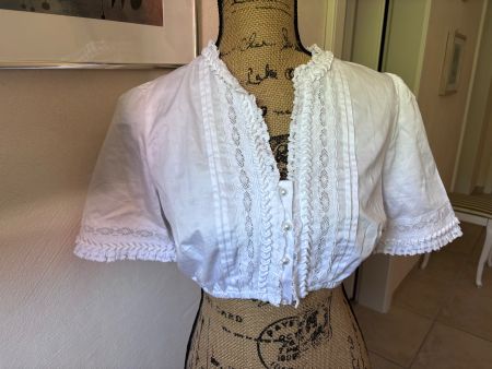Dirndl Bluse Krüger Neu und ungetragen  42