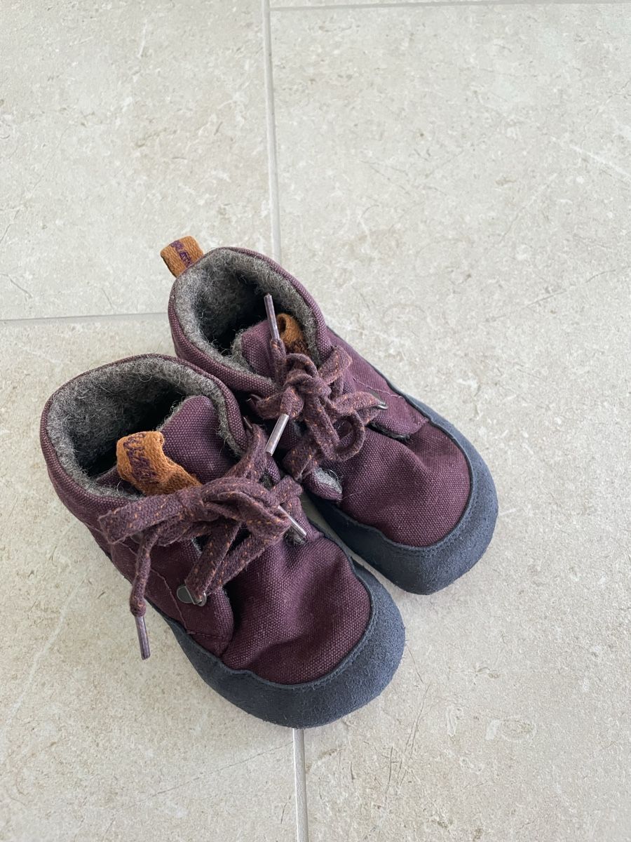 Wildling Chaussures garçon: Wildling Barfussschuhe Kinder Gr. 22 – D'occasion à Zürich par lisaka2205