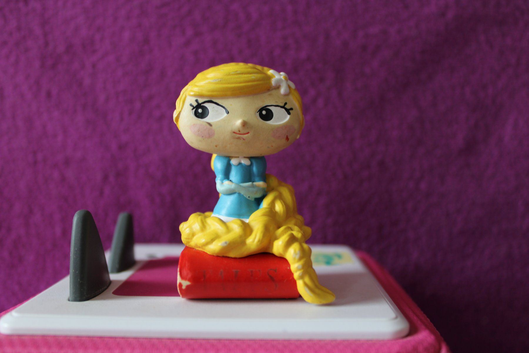 Tonies Giocattoli: Tonie Box Figur - Lieblingsmärchen - Rapunzel – Usato da Müllheim Dorf venduto da Seeeule01