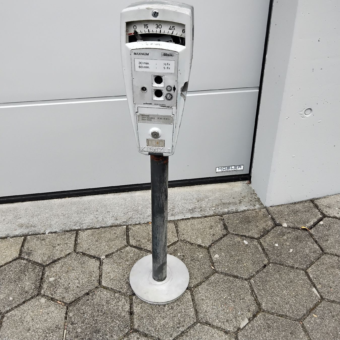 Sonstiges zum Sammeln & Seltenes: Originale Parkuhr Kienzle - Deko oder Restauration! – Defekt aus Jonen von Brokk