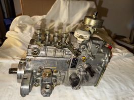Original Bosch Diesel Einspritzpumpe Mercedes W124 / W201