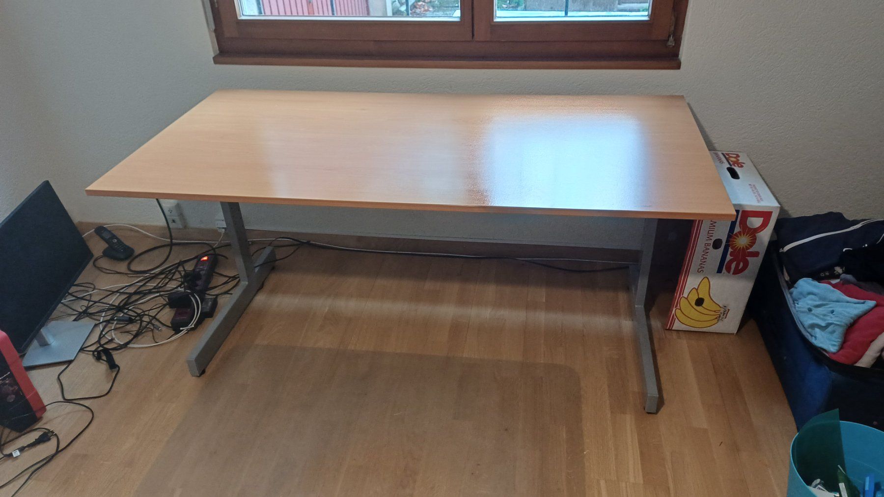 Schreibtische: Schreibtisch IKEA Jerker – Gebraucht aus Oberdorf BL von groundhogs